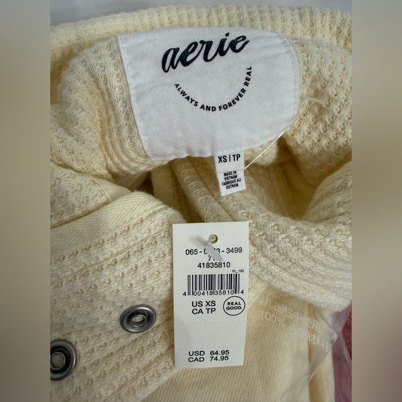 Aerie Getaway Quarter Snap Sweatshirt Lemon Paper Yellow - Picture 5 of 8